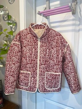 Women's Floral Quilted Puffer Jacket - Burgundy/White